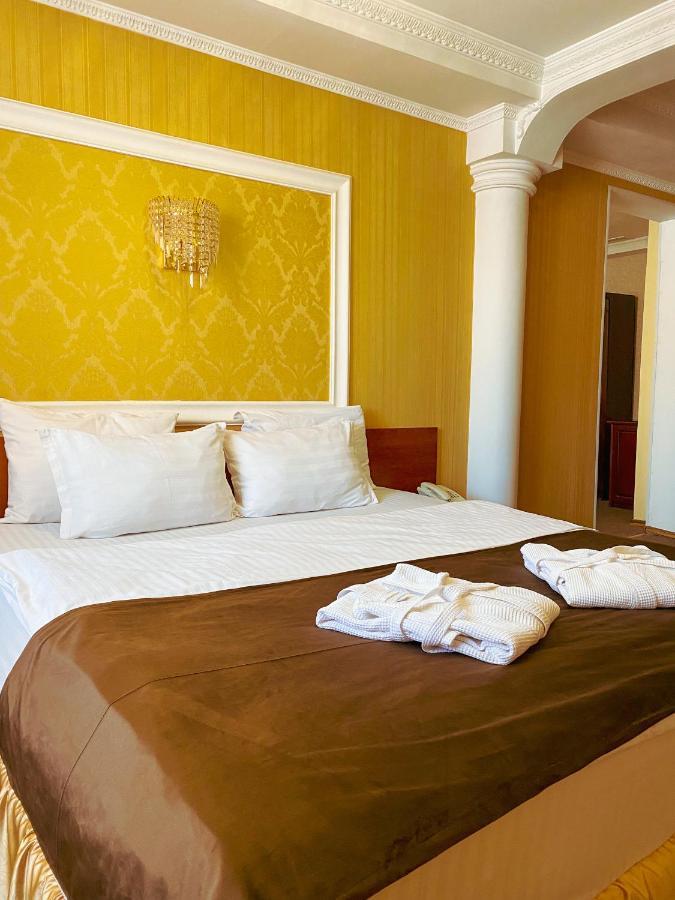 Nomad Hotel Астана Екстериор снимка